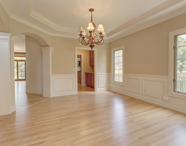 26025 Whispering Woods Circle - Photo Thumbnail 6