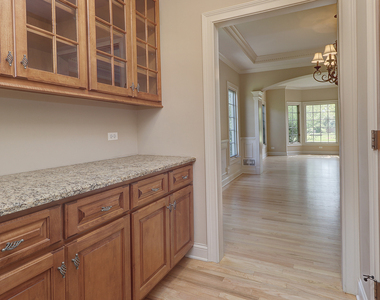 26025 Whispering Woods Circle - Photo Thumbnail 11