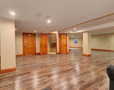 26025 Whispering Woods Circle - Photo Thumbnail 31
