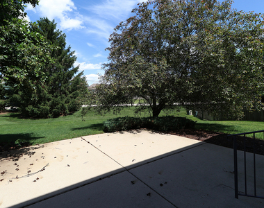 26025 Whispering Woods Circle - Photo Thumbnail 35