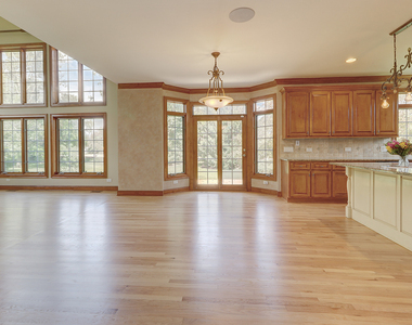 26025 Whispering Woods Circle - Photo Thumbnail 13