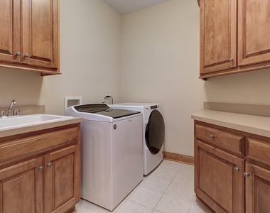 26025 Whispering Woods Circle - Photo Thumbnail 19
