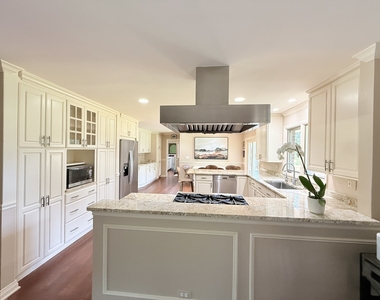 1447 Carol Lane - Photo Thumbnail 13
