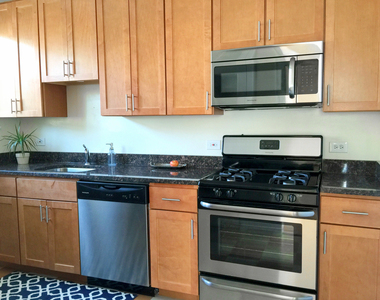 318 Sherman Avenue - Photo Thumbnail 5