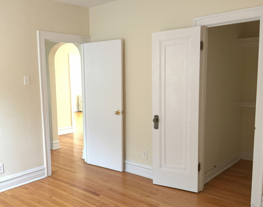 318 Sherman Avenue - Photo Thumbnail 9