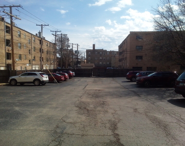835 Ridge Avenue - Photo Thumbnail 15