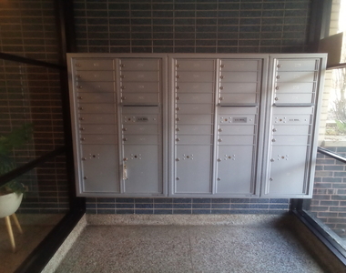 835 Ridge Avenue - Photo Thumbnail 12