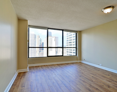 405 N Wabash Avenue - Photo Thumbnail 1