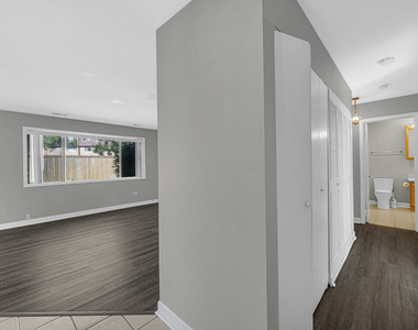 847 Oxford Place - Photo Thumbnail 18