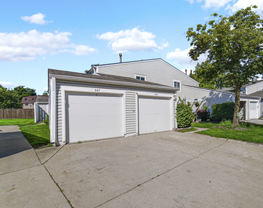 847 Oxford Place - Photo Thumbnail 2