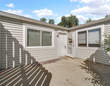 847 Oxford Place - Photo Thumbnail 1