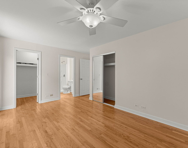 352 Danbury Drive - Photo Thumbnail 6