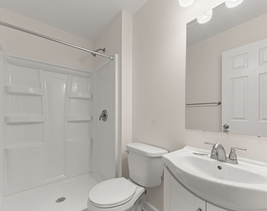 352 Danbury Drive - Photo Thumbnail 8