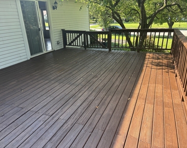 352 Danbury Drive - Photo Thumbnail 14