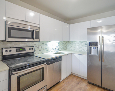 405 N Wabash Avenue - Photo Thumbnail 4