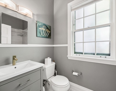 314 Lake Street - Photo Thumbnail 9