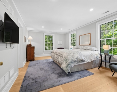 314 Lake Street - Photo Thumbnail 11