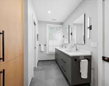 314 Lake Street - Photo Thumbnail 12