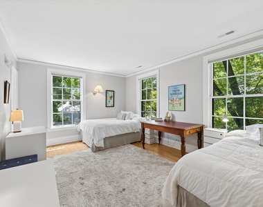 314 Lake Street - Photo Thumbnail 15