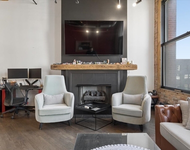 616 W Fulton Street - Photo Thumbnail 6