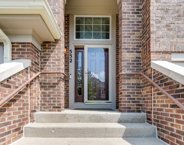 552 Saddlebrook Lane - Photo Thumbnail 2