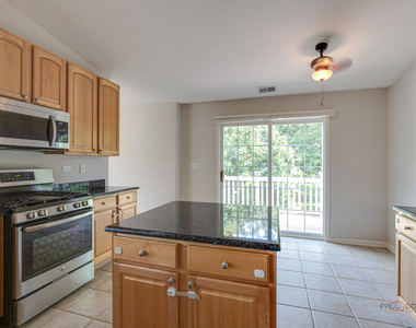 552 Saddlebrook Lane - Photo Thumbnail 19