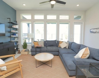 15335 Leal Rancho Court - Photo Thumbnail 8