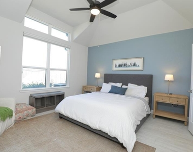 15335 Leal Rancho Court - Photo Thumbnail 11