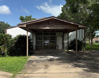200 Gaines Street - Photo Thumbnail 1