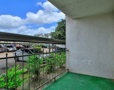 2822 S Bartell Drive - Photo Thumbnail 29