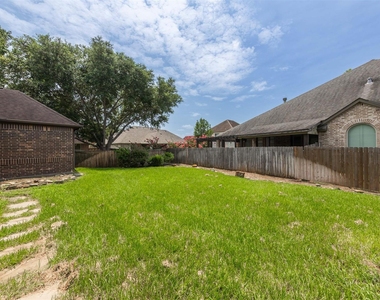 33303 Winsford St - Photo Thumbnail 33