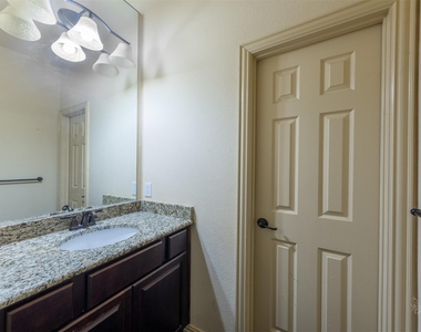 33303 Winsford St - Photo Thumbnail 24