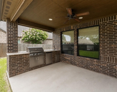 33303 Winsford St - Photo Thumbnail 29