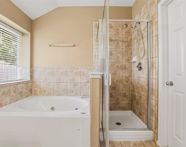 9618 Red Rugosa Drive - Photo Thumbnail 23