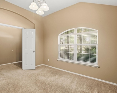 9618 Red Rugosa Drive - Photo Thumbnail 3