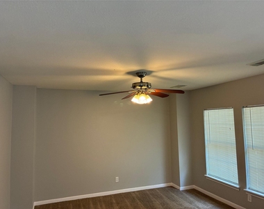 3006 Fort Stockton Drive - Photo Thumbnail 18
