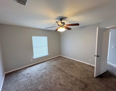 3006 Fort Stockton Drive - Photo Thumbnail 16