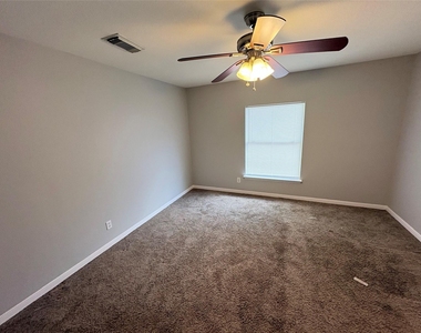 3006 Fort Stockton Drive - Photo Thumbnail 15