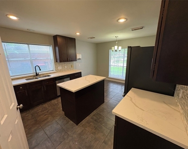 3006 Fort Stockton Drive - Photo Thumbnail 3