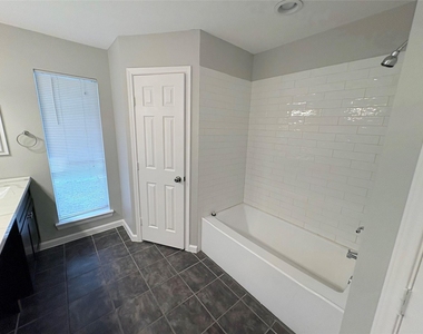 3006 Fort Stockton Drive - Photo Thumbnail 8