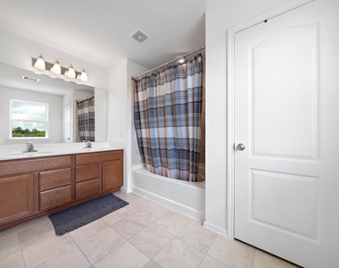 25203 Farmdale Lane - Photo Thumbnail 10