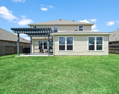 25203 Farmdale Lane - Photo Thumbnail 18