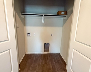 26471 Joy Village Drive - Photo Thumbnail 4
