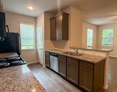 26471 Joy Village Drive - Photo Thumbnail 5