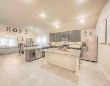 2311 Bright Sunrise Trail - Photo Thumbnail 9