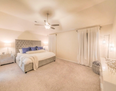 2311 Bright Sunrise Trail - Photo Thumbnail 17