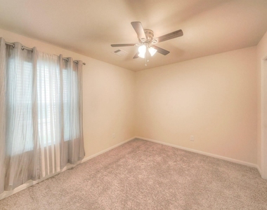 2311 Bright Sunrise Trail - Photo Thumbnail 21