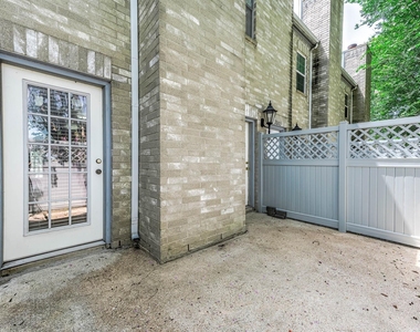 6000 Reims Road - Photo Thumbnail 21