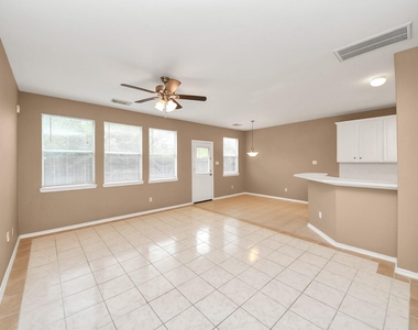 6019 Pennworth Lane - Photo Thumbnail 9