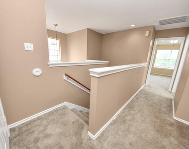 6019 Pennworth Lane - Photo Thumbnail 4